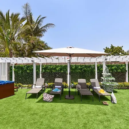 Holiday home Jacuzzi & Garden